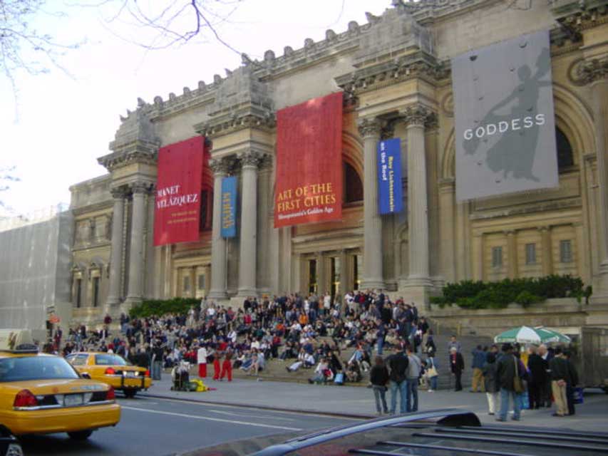 Central park Metropolitan Museum MET
