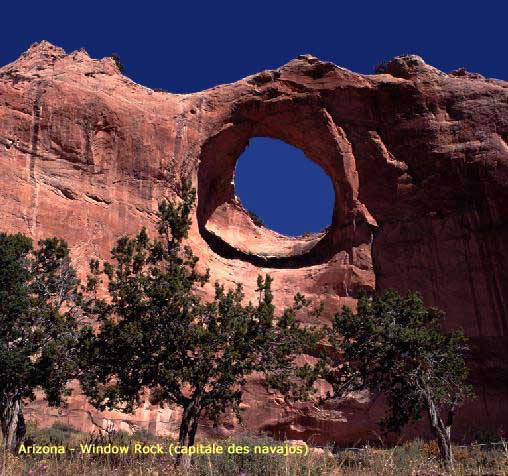windows rock - capitale des navajos prs de ganado