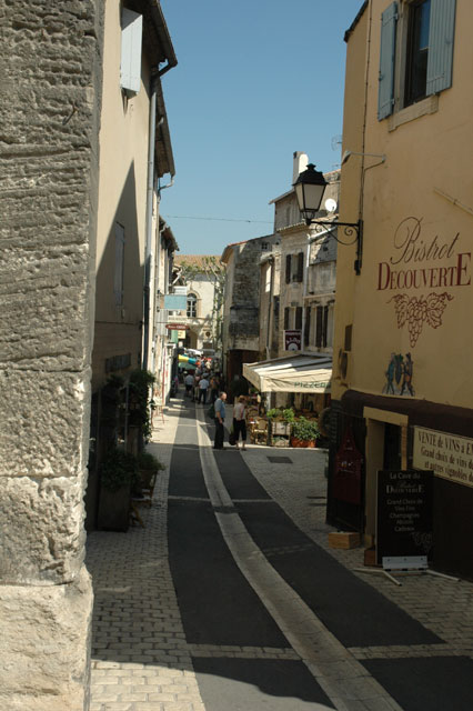 saint remy de provence - rue de la commune