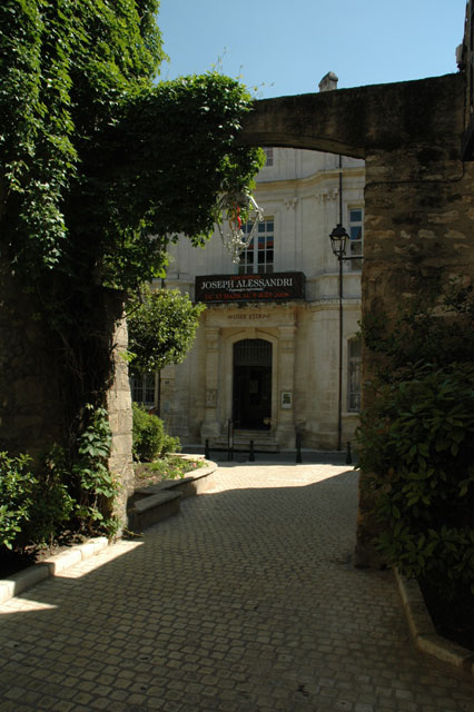 saint rmy de provence - htel estrines - centre d'art