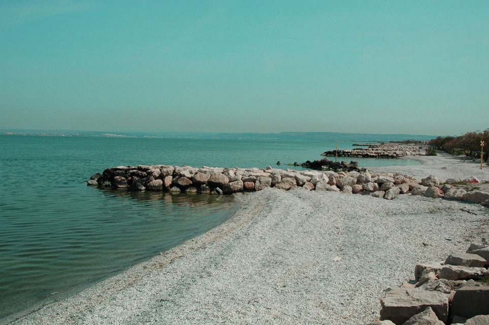 chateauneuf de martigues - plage du jai