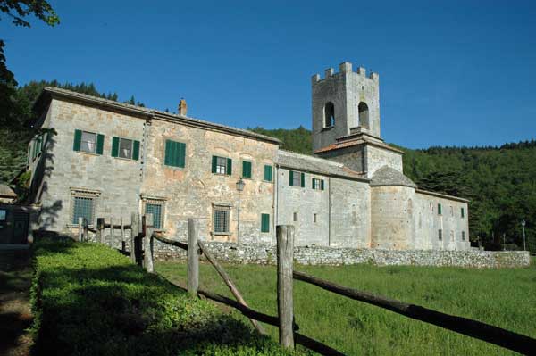 Badia A Coltibuono au coeur de la Toscane