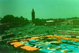 carnets de voyage maroc - circuit aux portes du dsert - marrakech, place jemaa el Fna