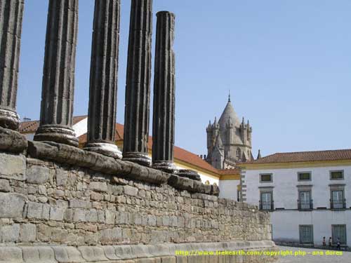 evora - centre historique - temple de diana