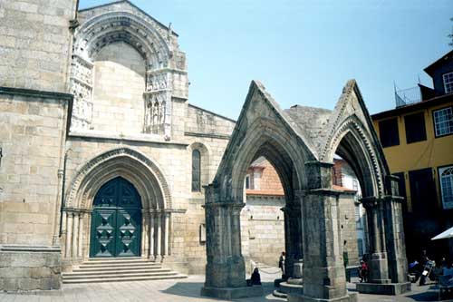 portugal - guimaraes - l'glise romane