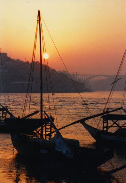 Portugal - Douro - Porto - coucher de soleil sur le Douro