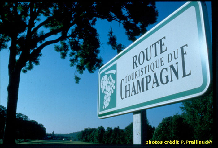 route du champagne - credit photo P Pralliaud