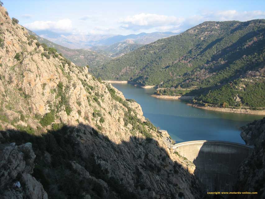 Carnets de voyage France - Corse - tolla barrage de Tolla