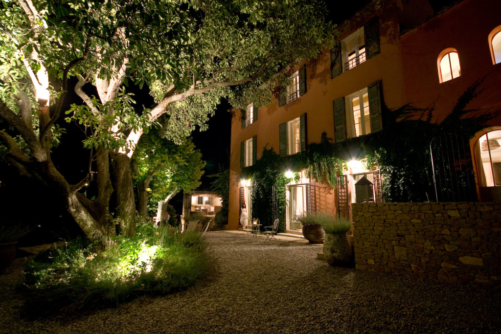 Carnets et Photos de Voyage - Escapades en France - Cassis et les Calanques - maison9