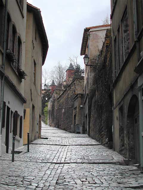 carnets et photos de voyage - route gourmande à Lyon - la montée du gourguillon