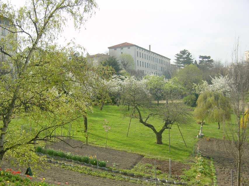 carnets et photos de voyage - route gourmande à Lyon - les jardins de l'institut Sainte Marie