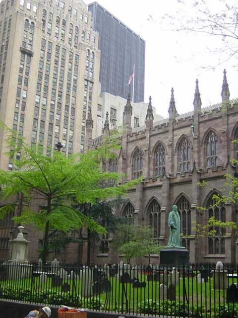 Lower manhattan saint-paul chapels