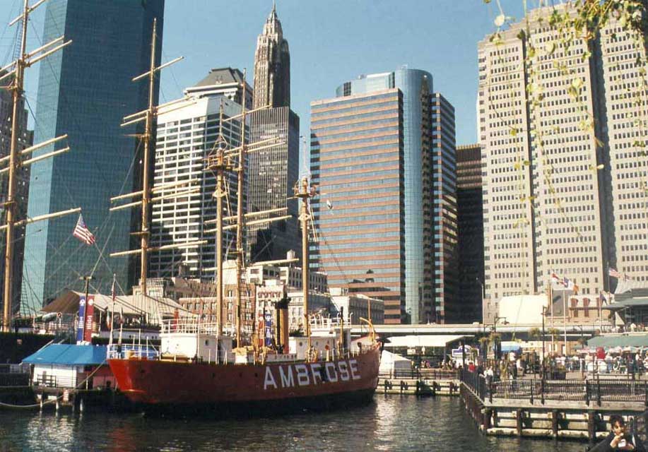 Lower manhattan seaport et ambrose ship