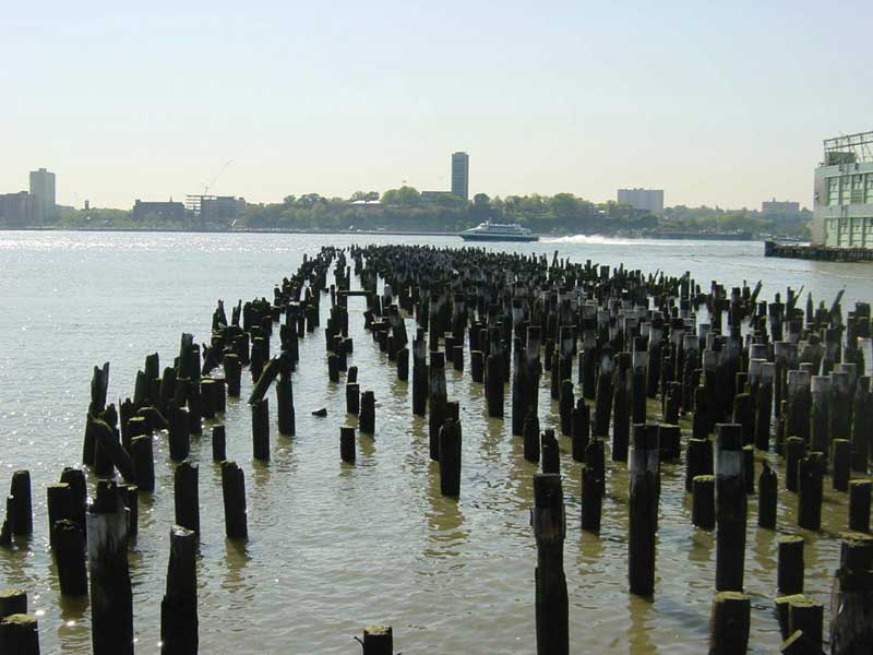 New-York anciens pontons et le district de New Jersey en face
