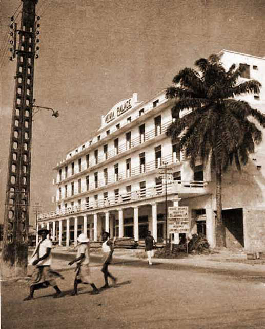 cameroun - douala - akwa palace en 1960