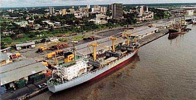 http://www.carnets-voyage.com/cameroun-douala-port5.jpg