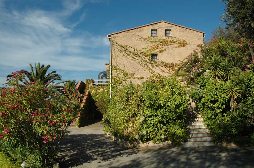 carnets de voyage corse - calvi - location villa nina bora