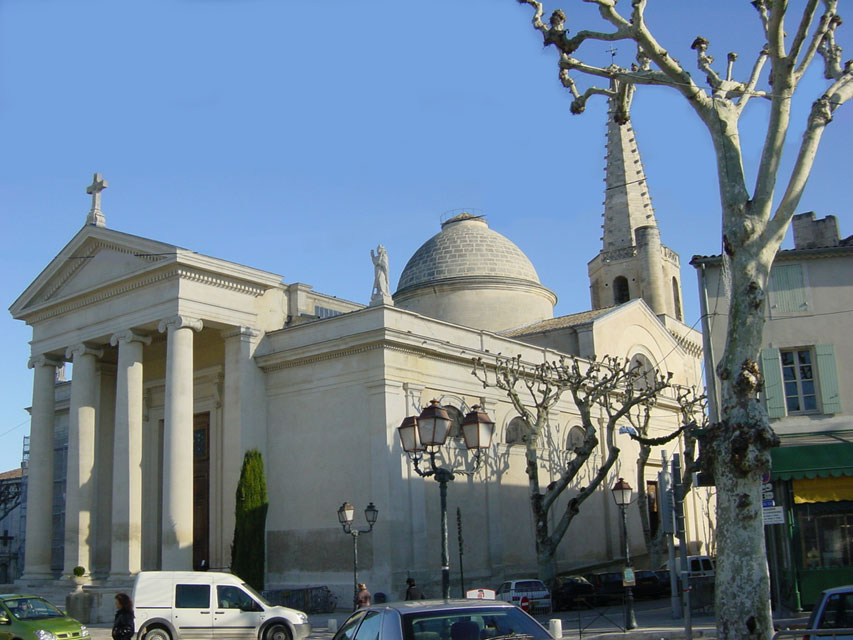 saint remy de provence - eglise saint martin