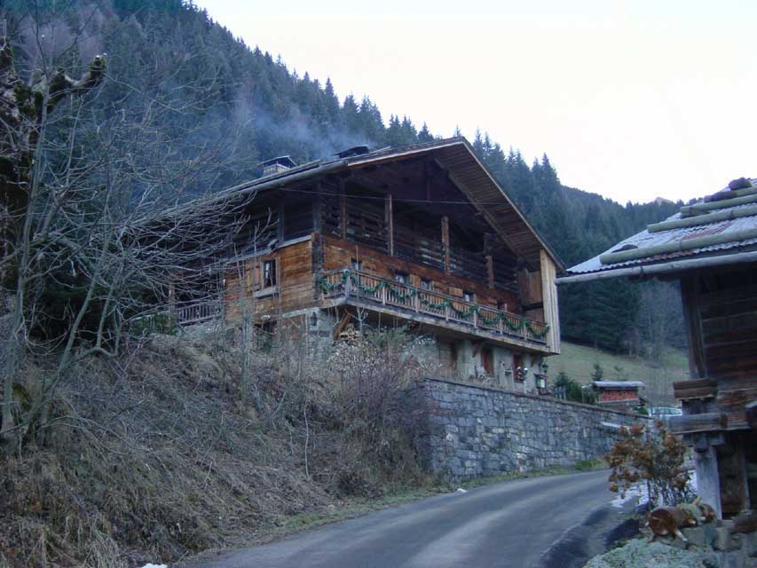 le grand bornand - chalet des troncs