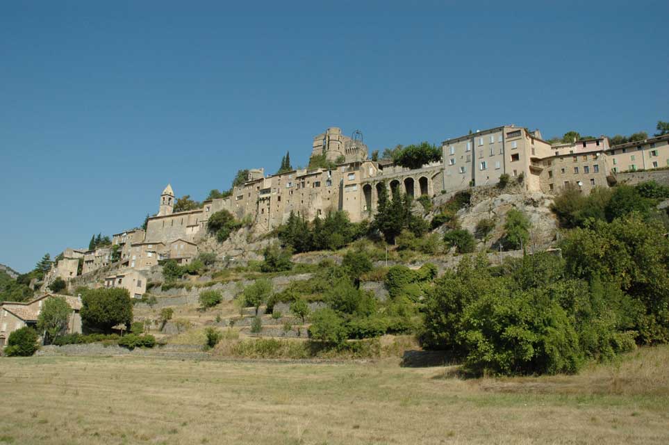 carnets de voyage france - escapade les baronnies - montbrun-les-bains