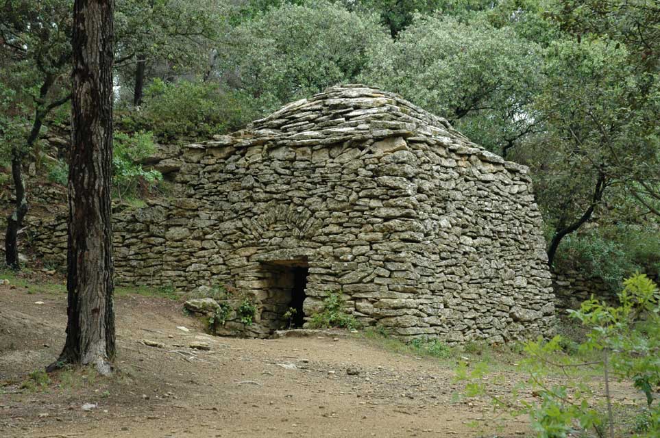 cornillon confoux - les bories