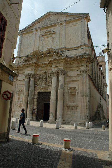 martigues - glise de la madeleine