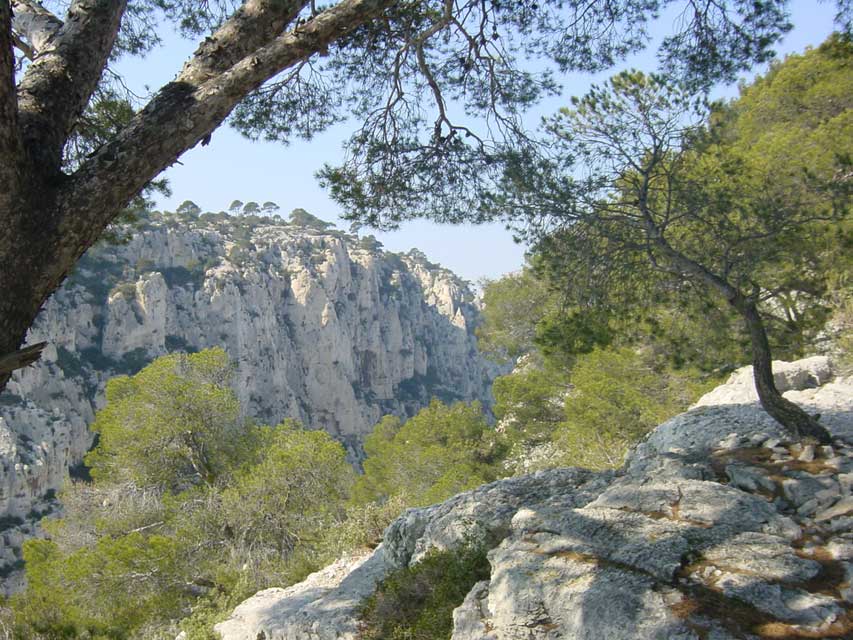 refuge du piolet calanque d'en-vau