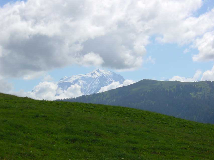 col des Aravis et le massif du Mont Blanc