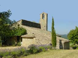 escapades en france - la drme provenale - chapelle de truinas