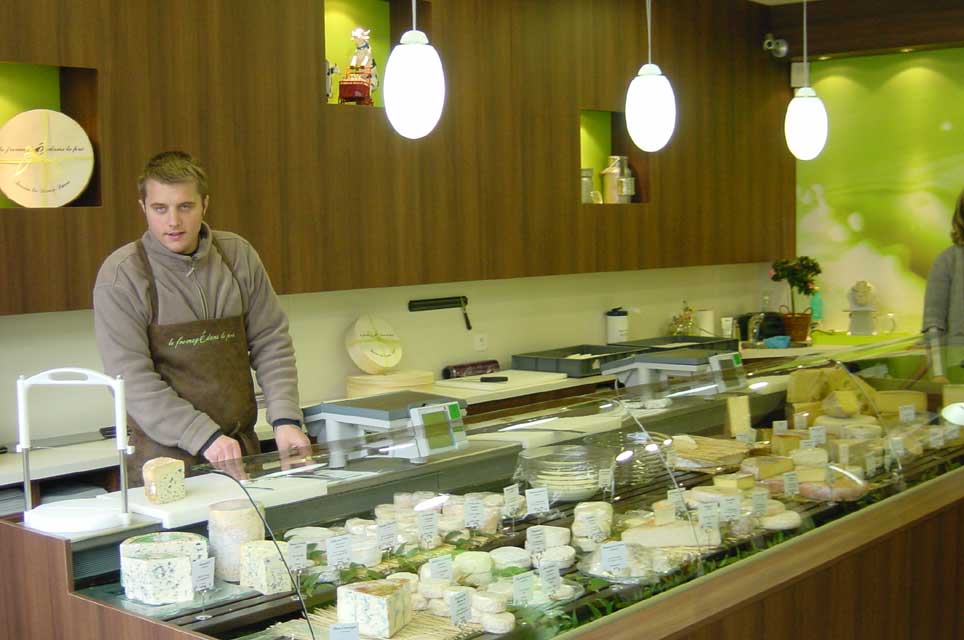 carnets de voyage france - routes gourmandes lyon - artisans du got - alexandre senecloze et elisabeth cornet  - fromagers  tassin la demi-lune