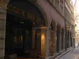 routes gourmandes lyon - cour des loges