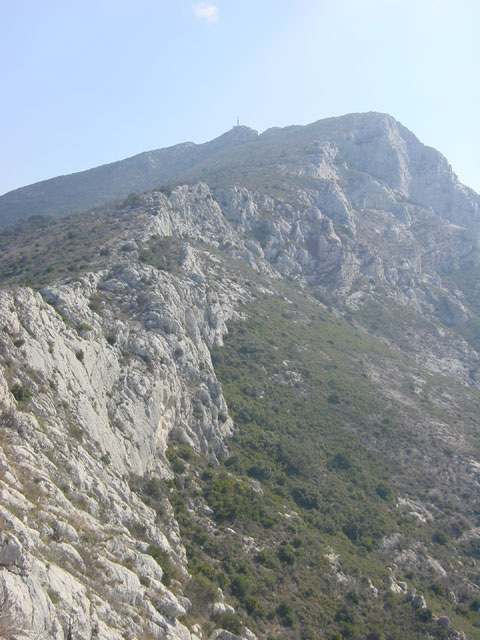 la croix de provence par le sentier imoucha