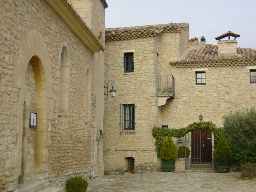 escapade ventoux crillon le brave