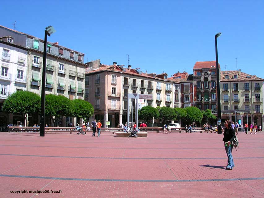 espagne-burgos-plaza-mayor.jpg