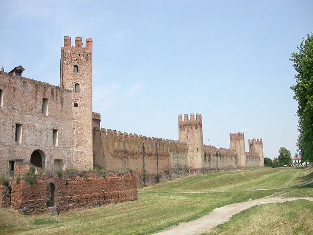 montagnana - les murs d'enceinte