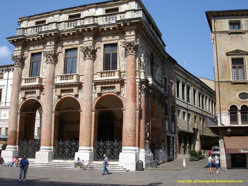 italie-vicenza-loggia-del-capitanio.jpg