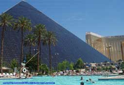 carnets de voyage usa - living in las vegas - hotel luxor