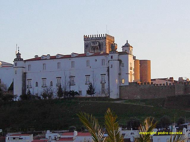 alentejo - estremoz - pousada reina santa isabel