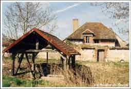 aube - route des vins - lavoir au village la rivire de corps