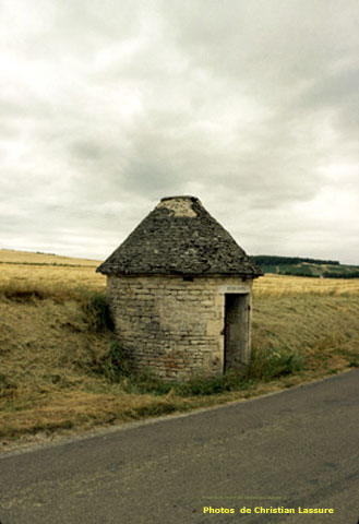 routes du champagne - polisy - cabane de cantonnier - photos Christian Lassure