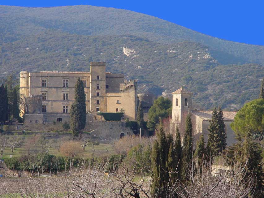 route gourmande provence - chateau de lourmarin