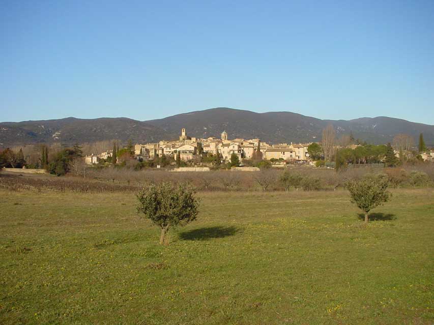 route gourmande provence - le village de lourmarin