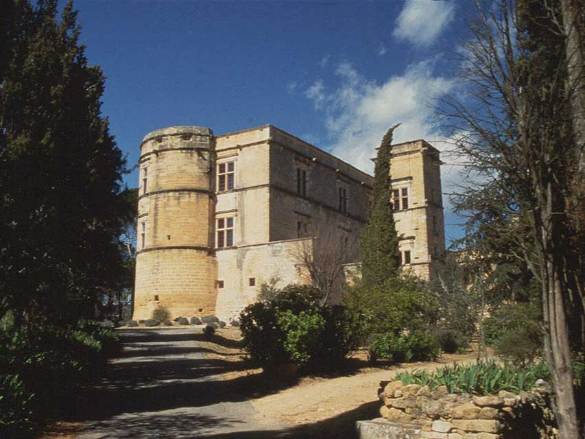 route gourmande provence - chateau de lourmarin