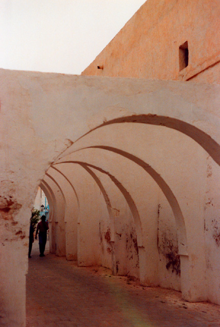 tunisie - les ruelles de djerba