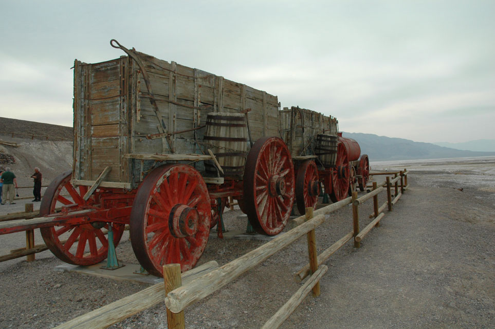 carnets de voyage usa - californie - death valley - harmony mines - borax - chariot de transport