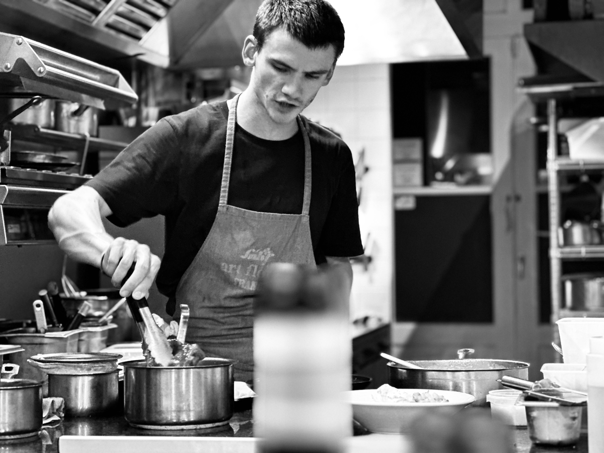 carnets et photos de voyage - route gourmande à Lyon : Osteria Matto avec Thomas Asti - photo @Pierre_Orssaud