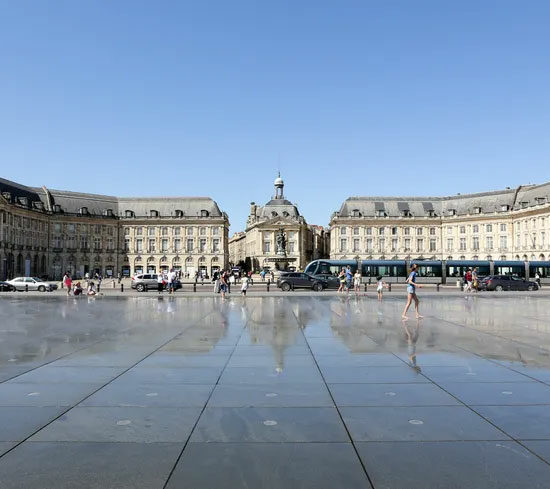 Carnets et photos de Voyage - Escapade Bordeaux et le Val de Garonne - bordeaux-miroir_deau_bordeaux