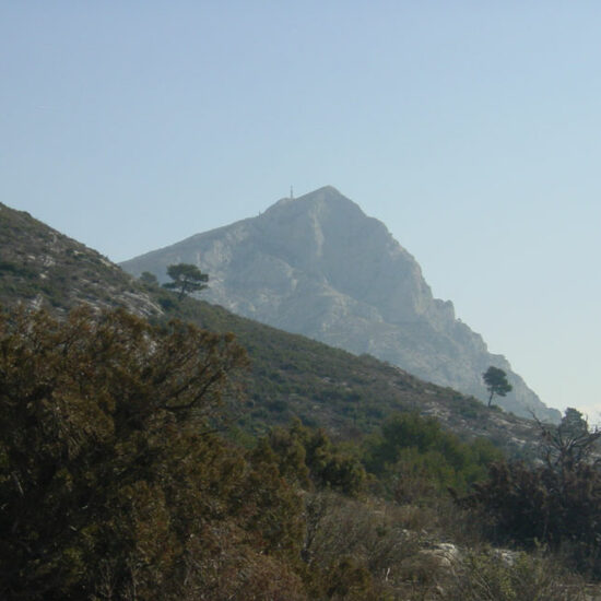 Escapades en Provenece - La montagne Sainte Victoire