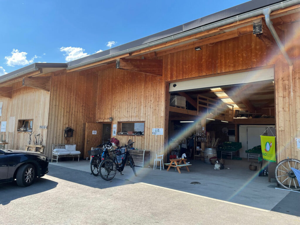 Carnets et photos de voyage Suisse - Aigle : Ferme Biologique du Domaine de la Perole