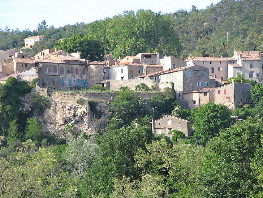 Carnets et photos de voyage france - routes gourmandes en provence : Varages